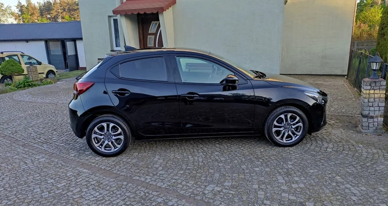 Mazda 2 cena 42900 przebieg: 160000, rok produkcji 2017 z Dęblin małe 781